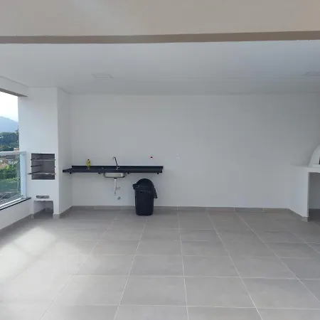 Apartamento Completo em Ubatuba - Tenório - Piscina e Churrasqueira gourmet-2